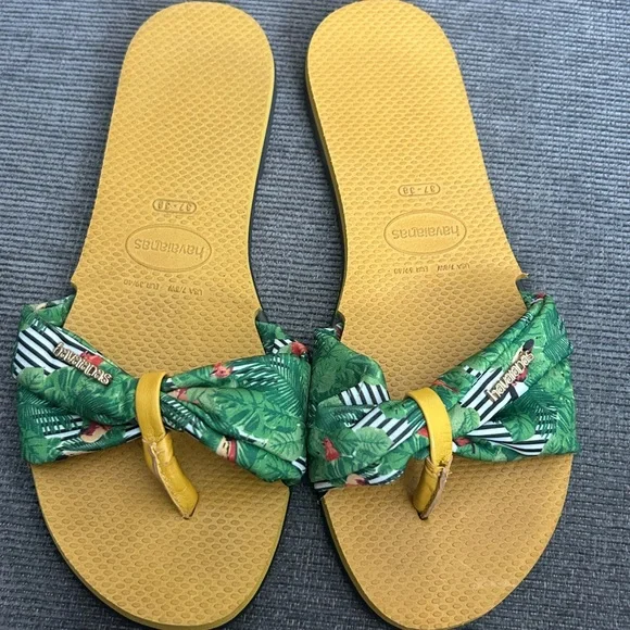 Havaianas Green and Yellow Women's Sandals size 37-38 NWT - Picture 5 of 8